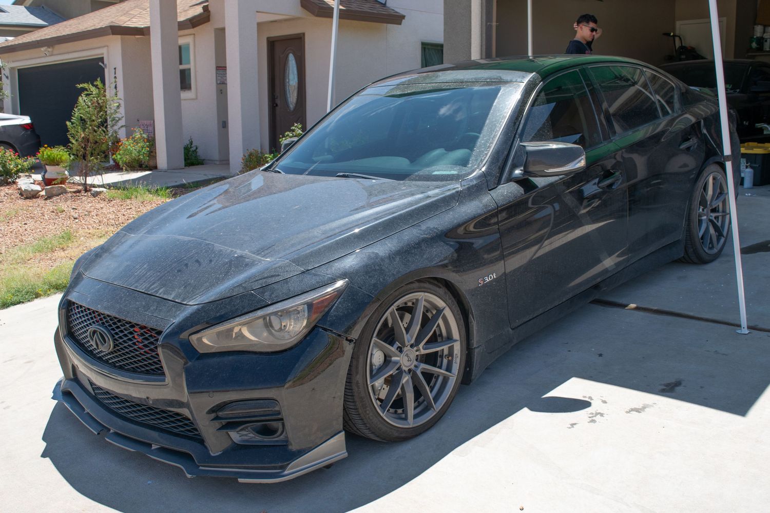 detailing service hand car wash and dry glove mit infiniti el paso tx texas apex autoworks power wash clay bar ceramic coating wax
