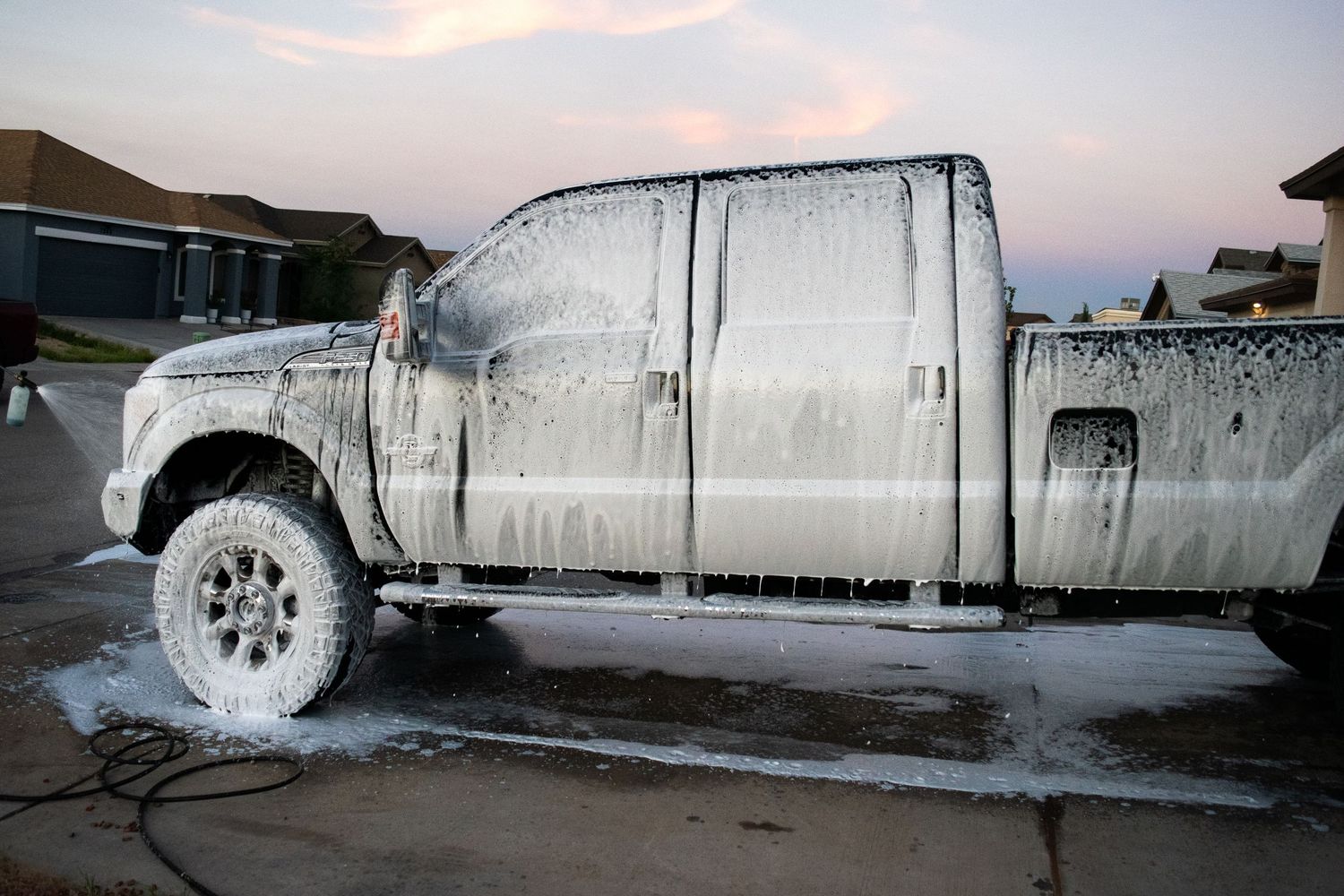 detailing service hand car wash and dry glove mit truck soap suds ford super duty f-250 el paso tx texas apex autoworks