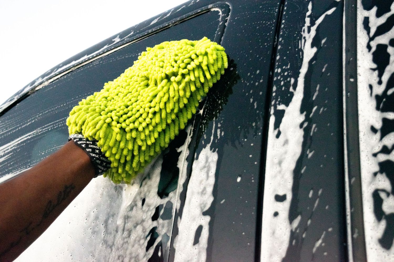 detailing service hand car wash and dry glove mit truck soap suds ford super duty f-250 el paso tx texas apex autoworks
