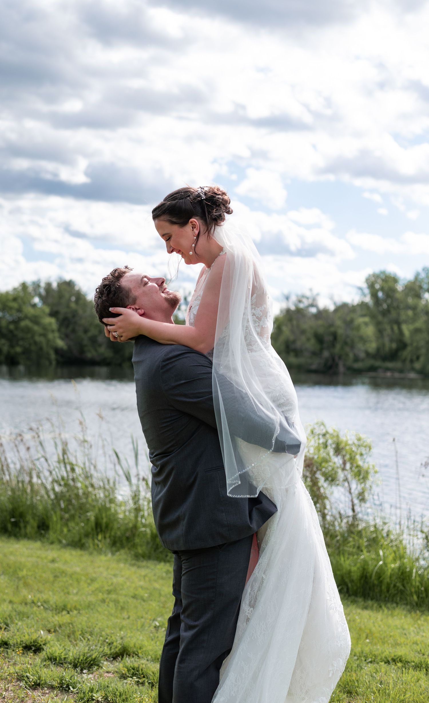 Appleton, Wisconsin Wedding and Portrait Photographer