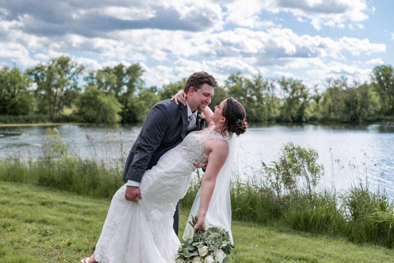 Appleton, Wisconsin Wedding and Portrait Photographer