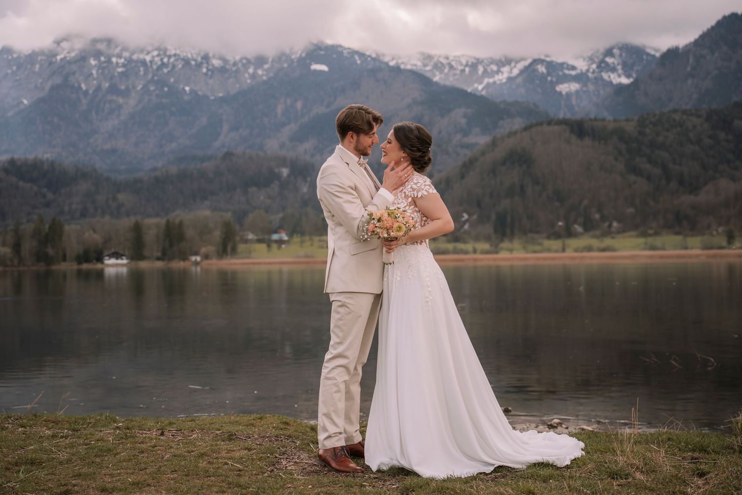Hochzeitsfotograf Heilbronn,Stuttgart. roots & wander  Fotografie. Standesamt Fotografie. Hochzeitsbilder Stuttgart,Heilbronn. Ronja Warres