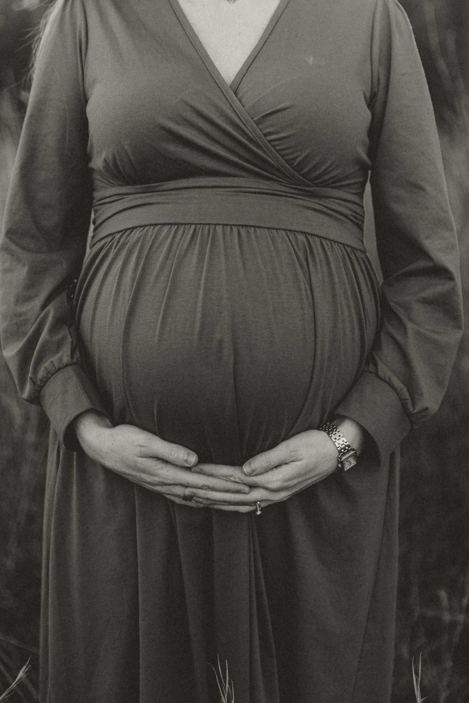 San Antonio Maternity photography by Kori Frazier. authentic, heartfelt moments. Perfect for families looking for natural, timeless photos