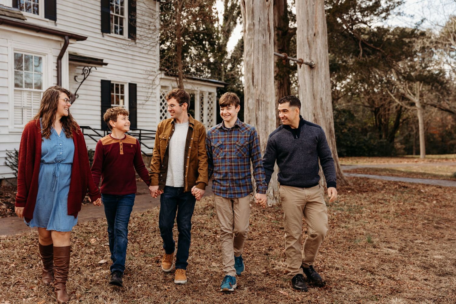 San Antonio family photography by Kori Frazier. authentic, heartfelt moments. Perfect for families looking for natural, timeless photos