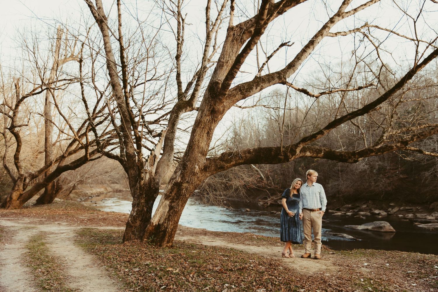 San Antonio Maternity photography by Kori Frazier. authentic, heartfelt moments. Perfect for families looking for natural, timeless photos