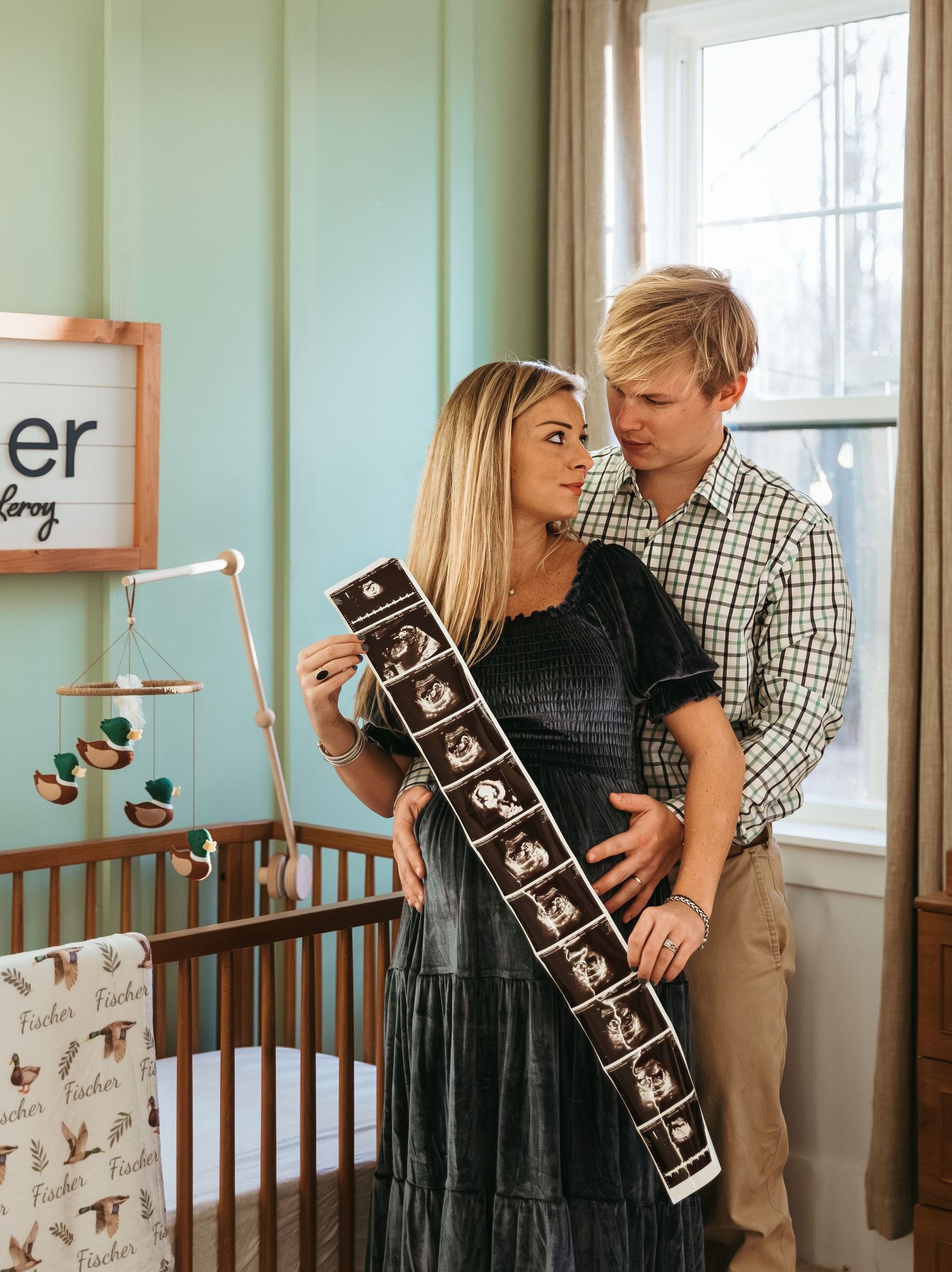 San Antonio Maternity photography by Kori Frazier. authentic, heartfelt moments. Perfect for families looking for natural, timeless photos