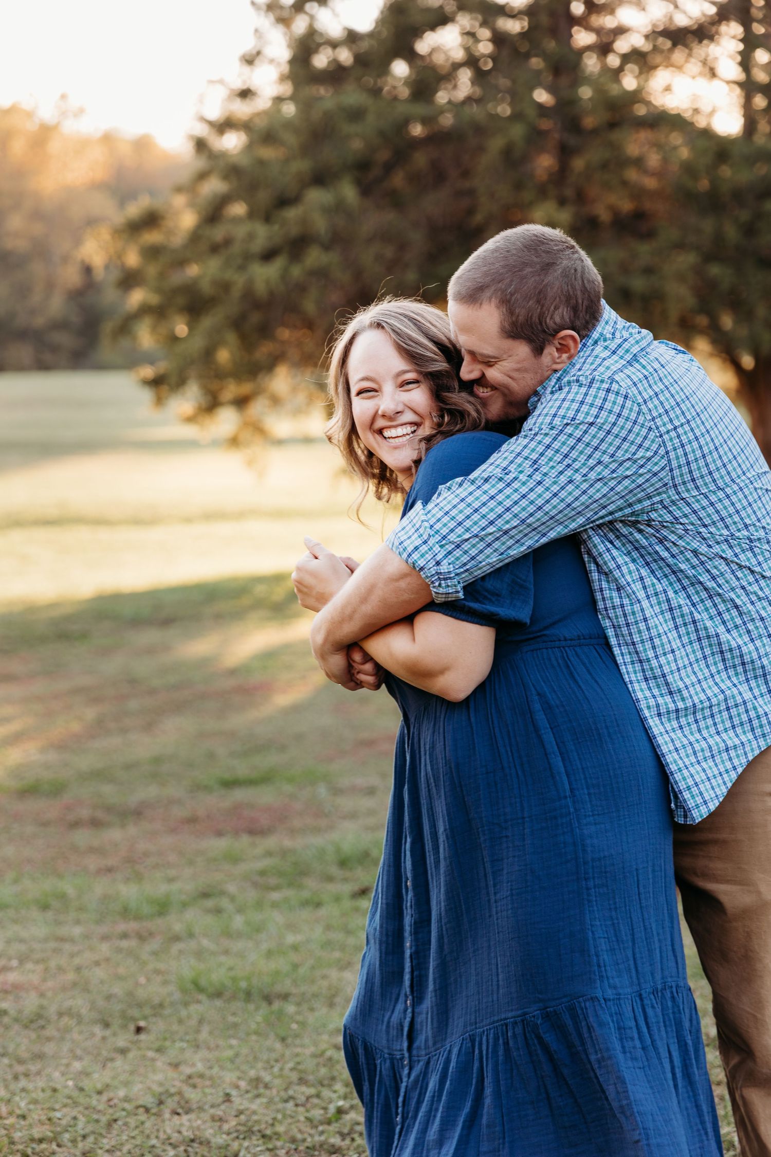 San Antonio Couples photo laughing In golden hour
