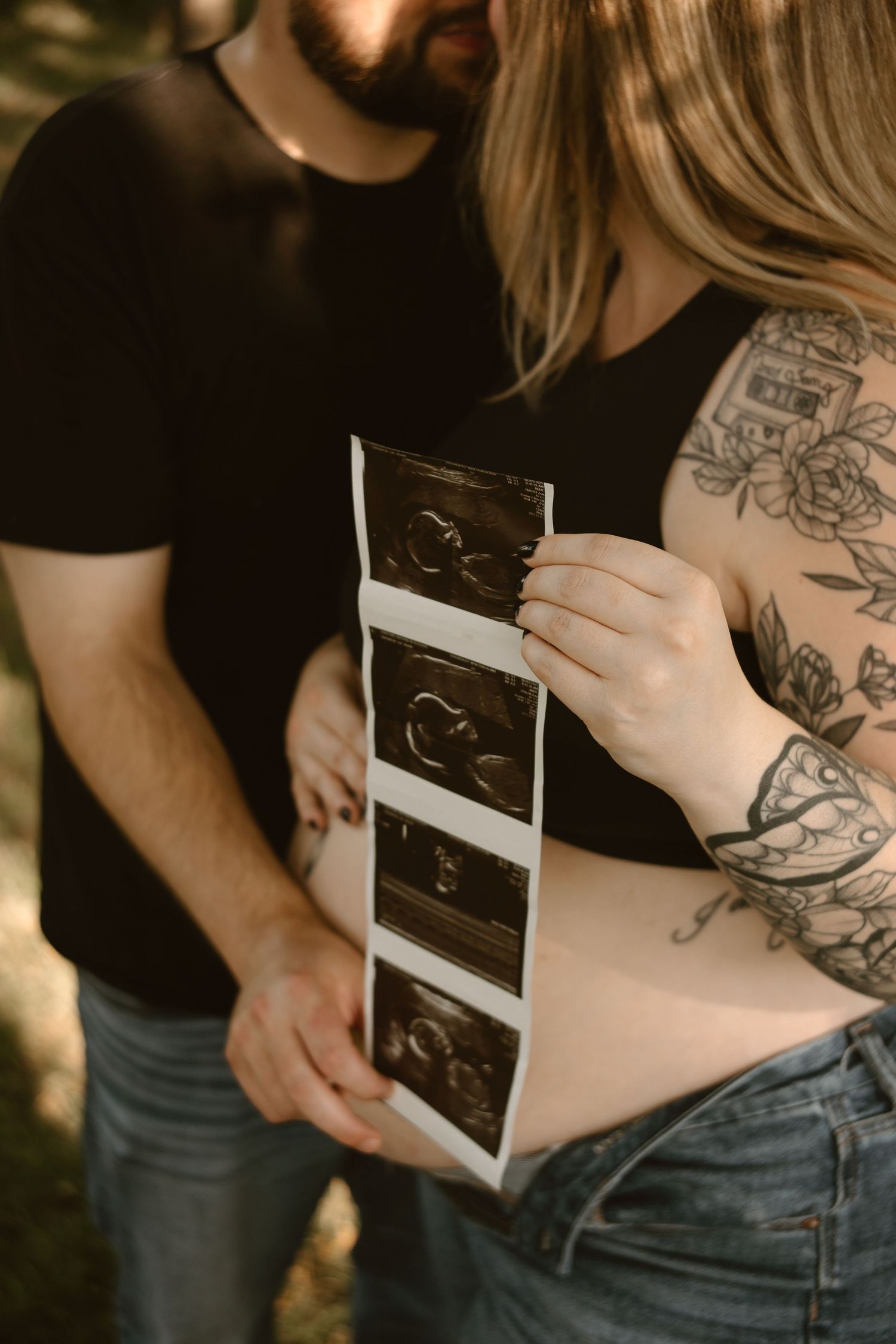 Columbus, Ohio maternity photography by Bryanna Harmeyer capturing authentic, candid, storytelling, documentary, and film-inspired moments.