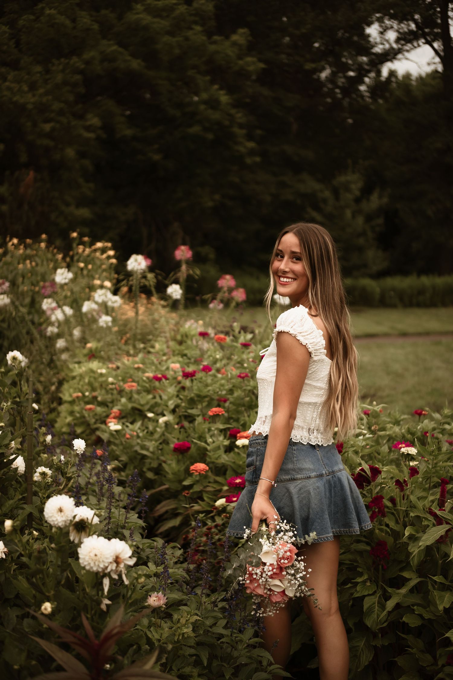 Columbus, Ohio senior portraits by Bryanna Harmeyer capturing authentic, candid, storytelling, documentary, and film-inspired moments.