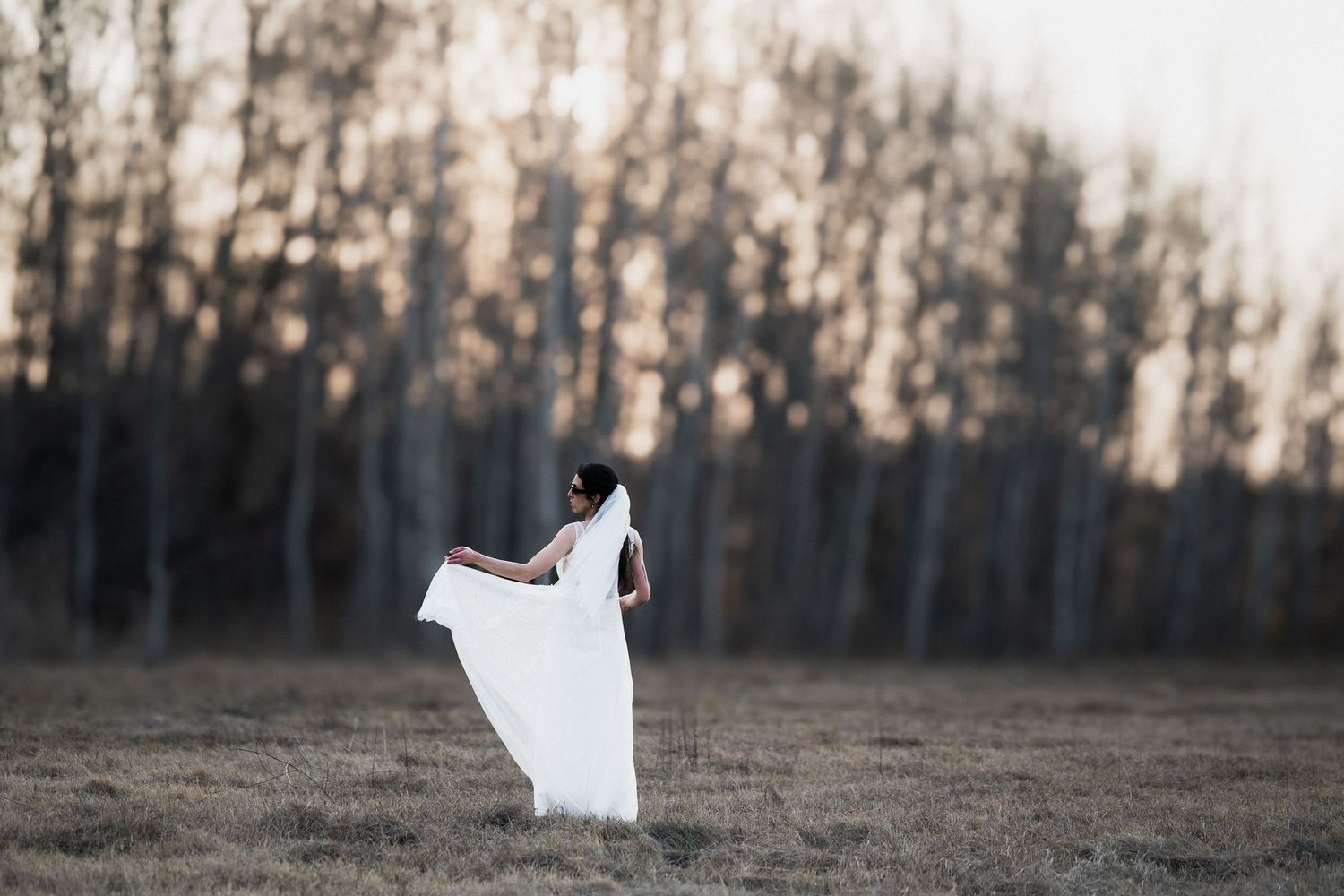 bride in amazing golden hour light in potchefstroom