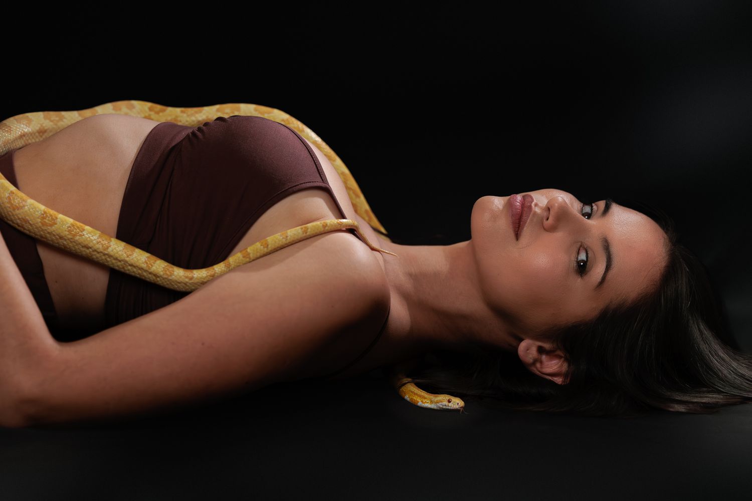 Un portrait hors du commun avec citron le serpent
