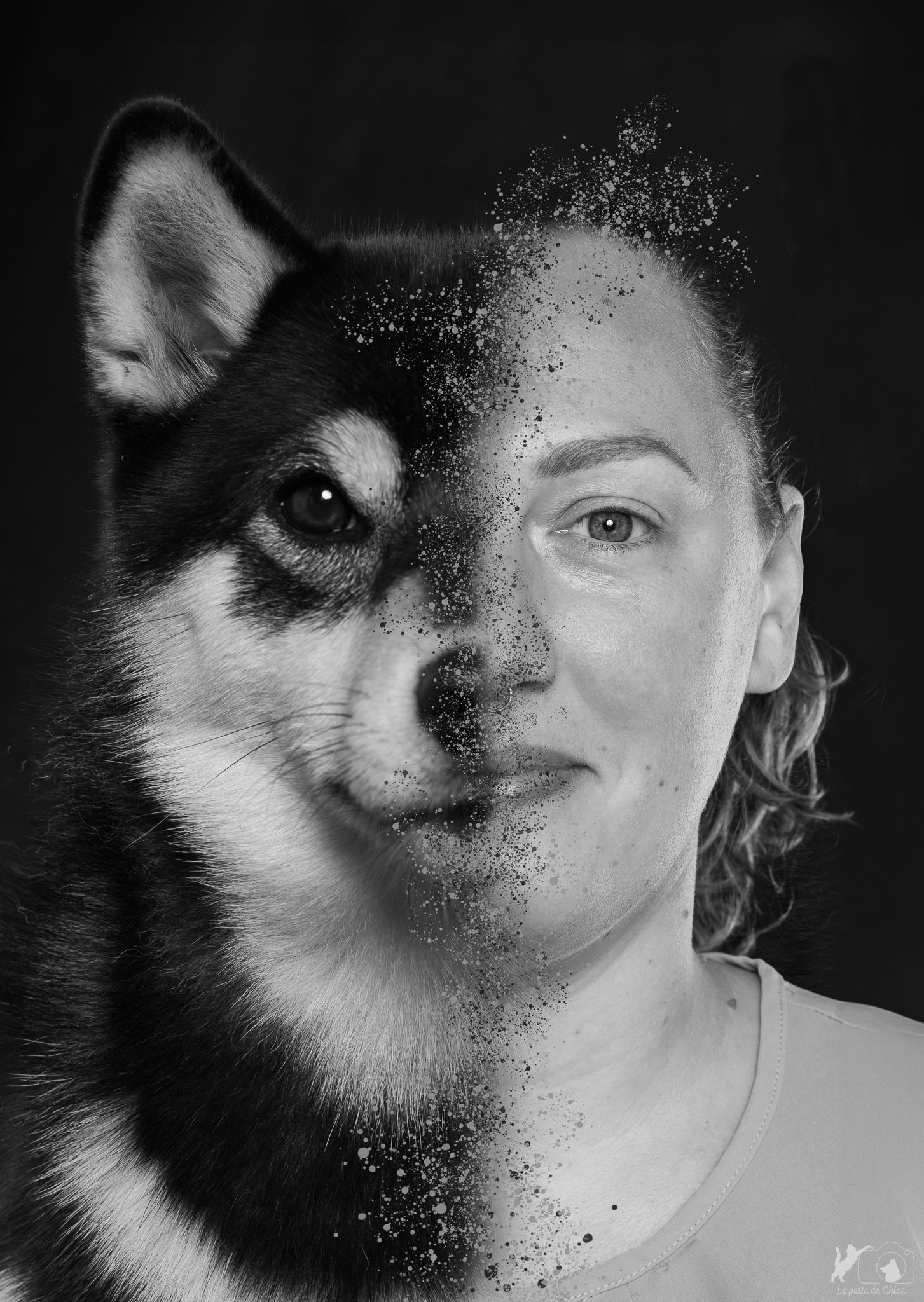 Mon miroir, portrait du visage d'une femme et son chien fusionnés