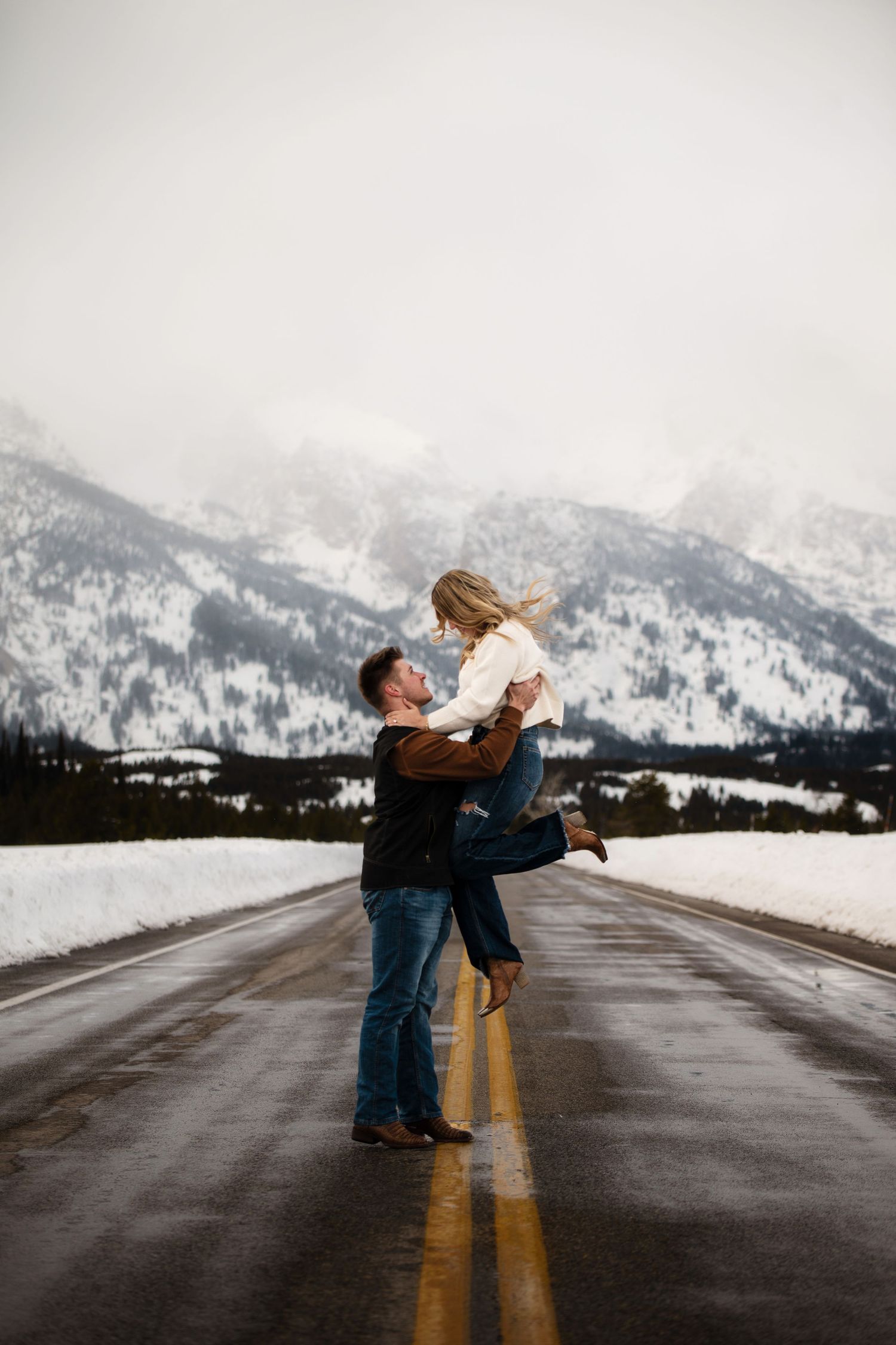 Story-driven wedding and elopement photography in Jackson Hole and beyond. Pine & Palm captures real moments, wild landscapes, and the love