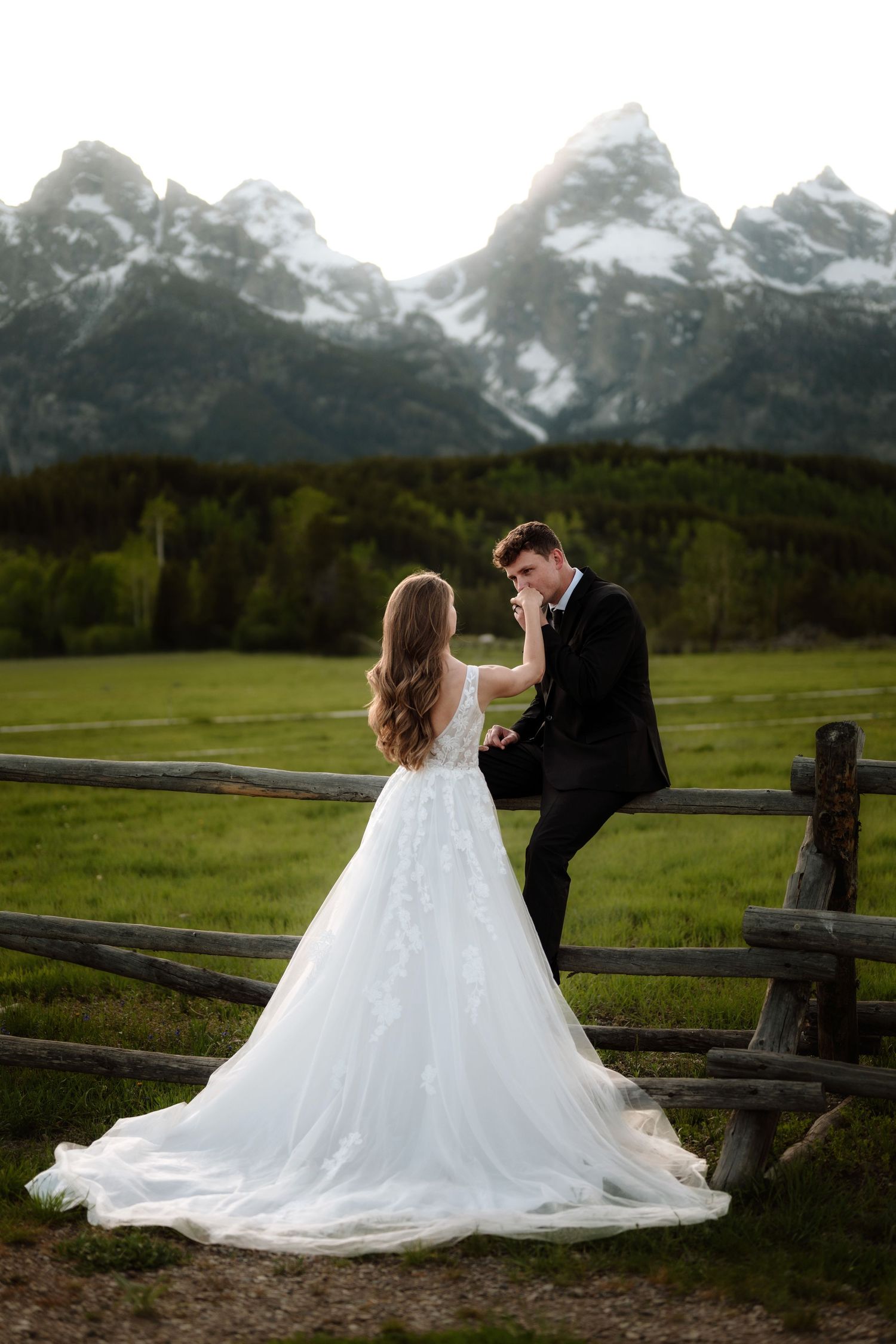 Story-driven wedding and elopement photography in Jackson Hole and beyond. Pine & Palm captures real moments, wild landscapes, and the love