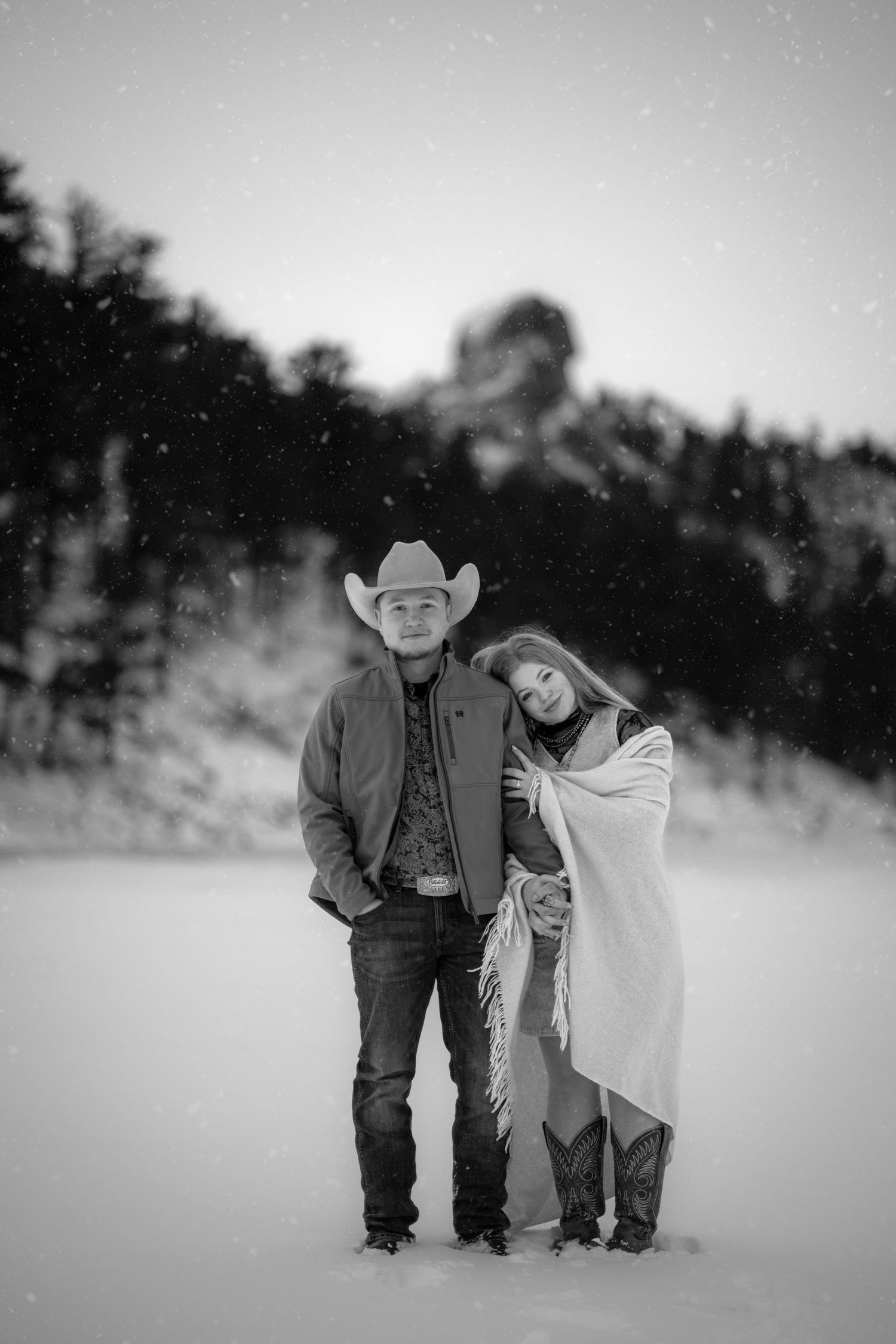 Story-driven wedding and elopement photography in Jackson Hole and beyond. Pine & Palm captures real moments, wild landscapes, and the love