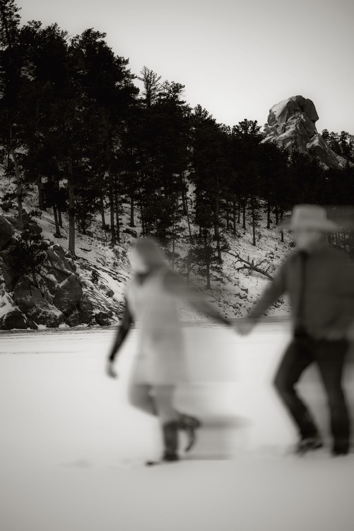 Story-driven wedding and elopement photography in Jackson Hole and beyond. Pine & Palm captures real moments, wild landscapes, and the love