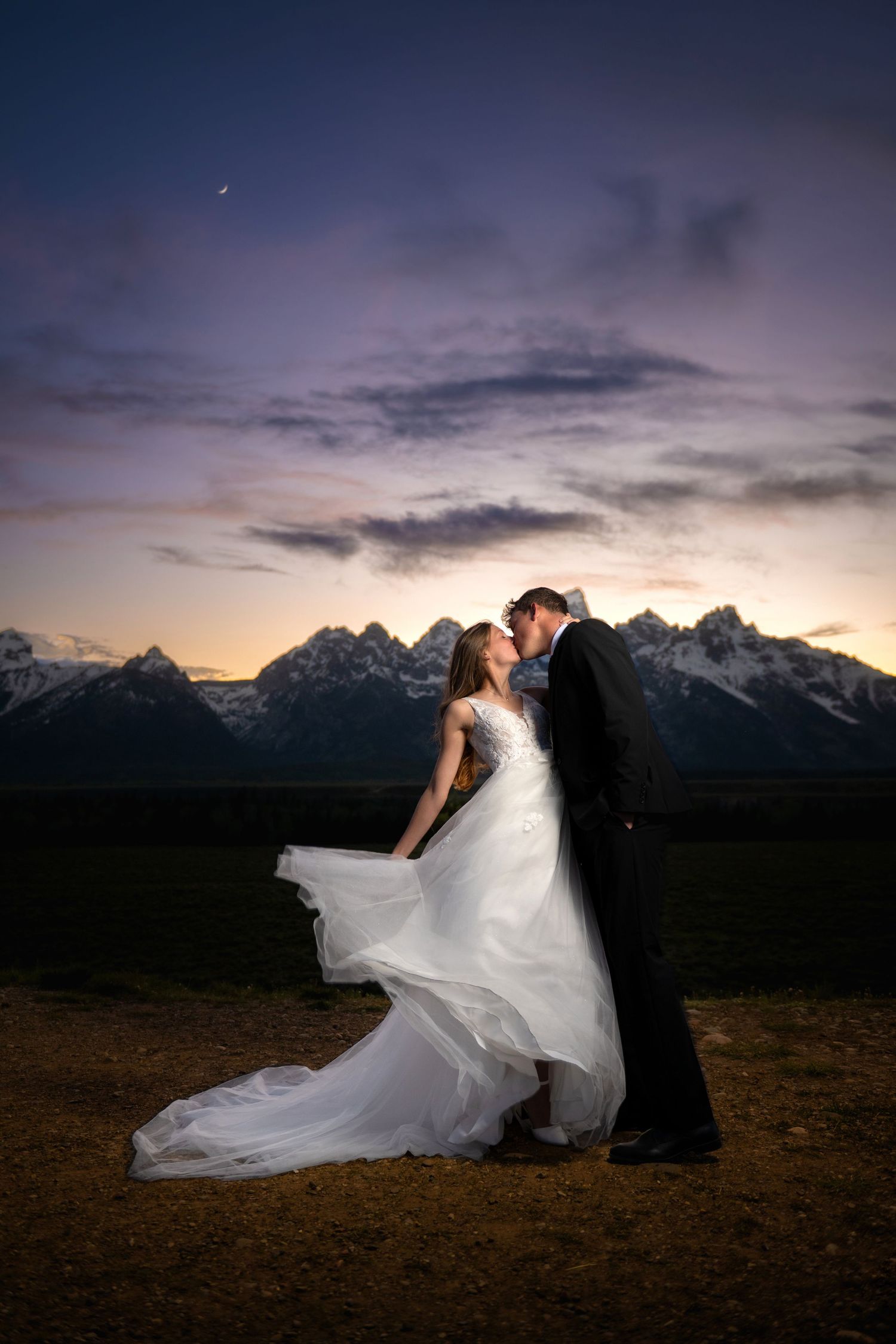 Story-driven wedding and elopement photography in Jackson Hole and beyond. Pine & Palm captures real moments, wild landscapes, and the love