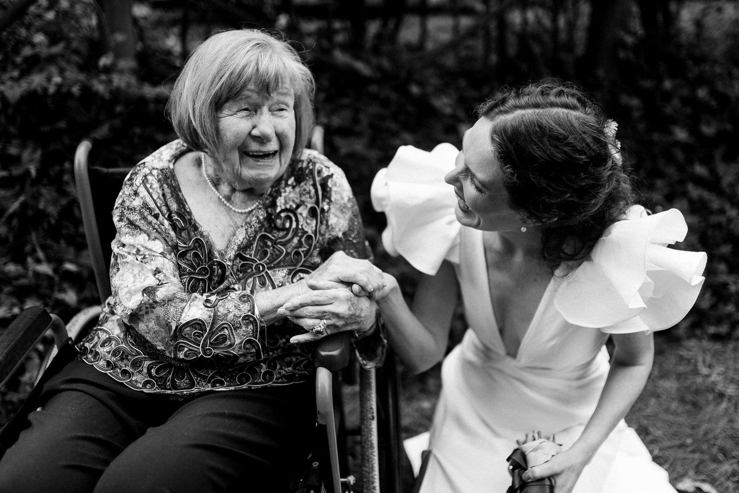 Wedding at Minas, Haenertsburg, Zwakala, colourful celebration, wedding and elopement photographer, best photographer, family granny
