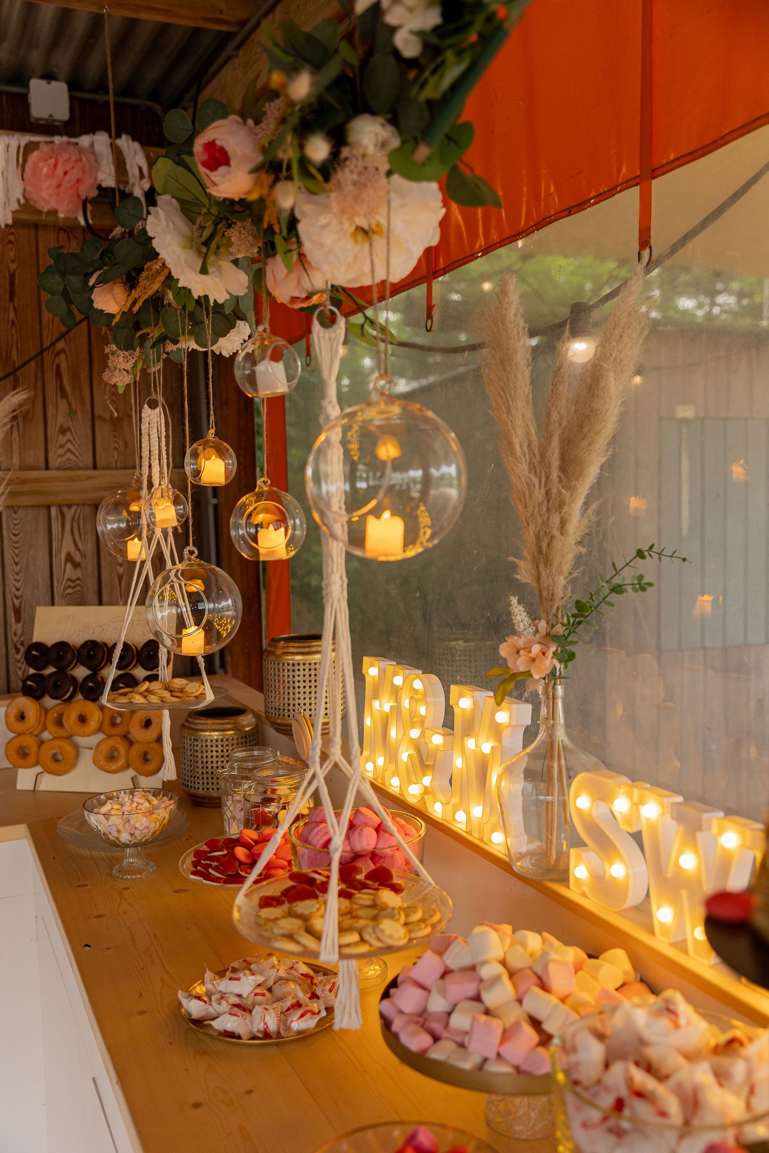 The decoration of the sweets at he wedding ceremony