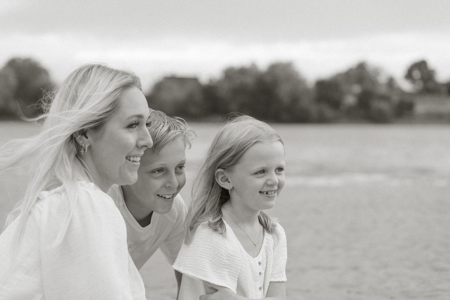 Echte Familienmomente festgehalten – natürliche & liebevolle Familien-Shootings mit Nico Bruno Studio in Bispingen, der Lüneburger Heide