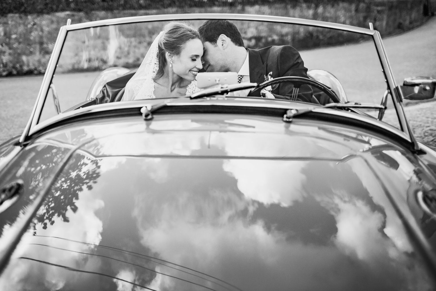 vintage car fine art luxury wedding photographer Portugal Europe
