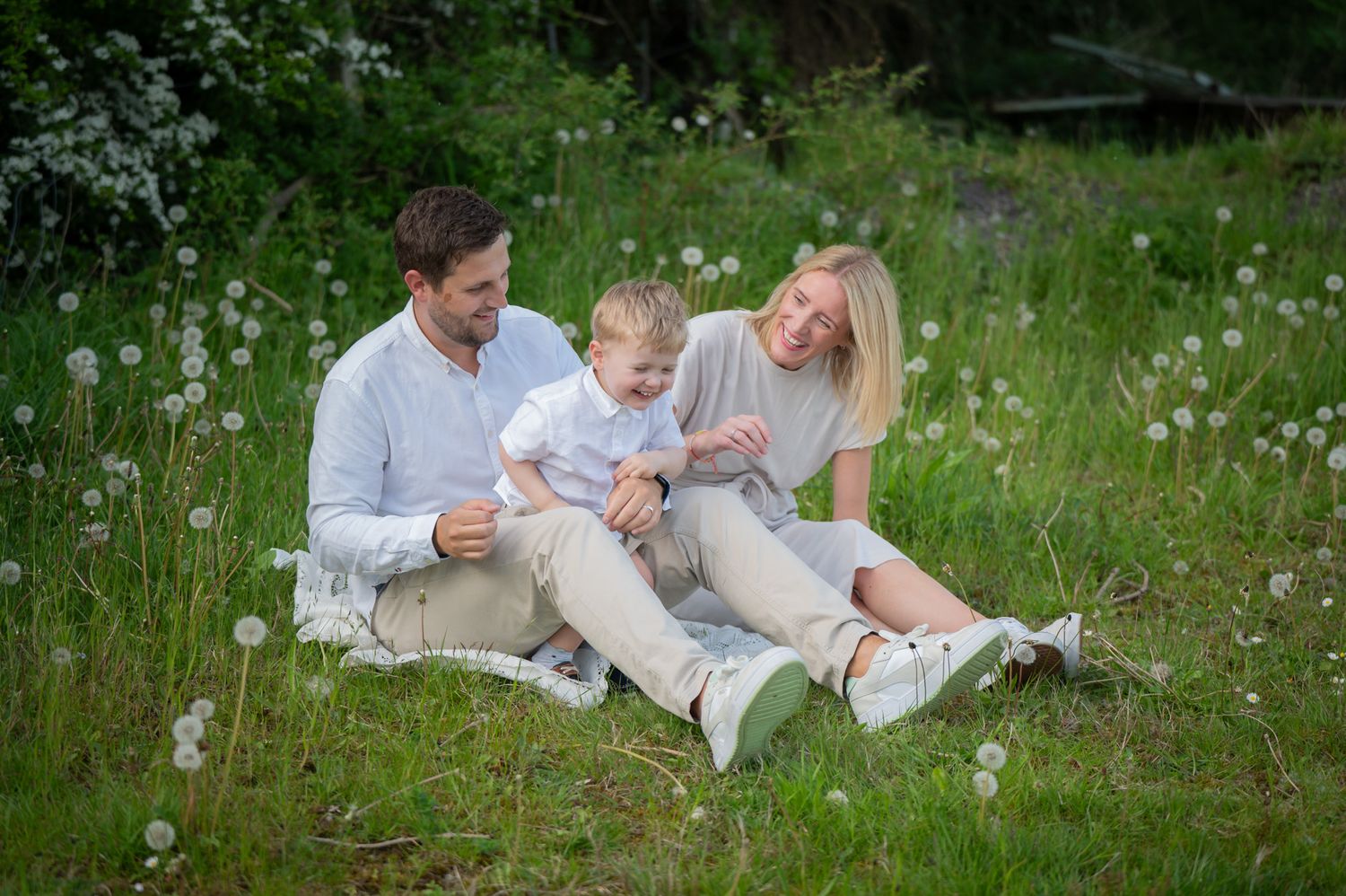 outdoor family portrait lancashire