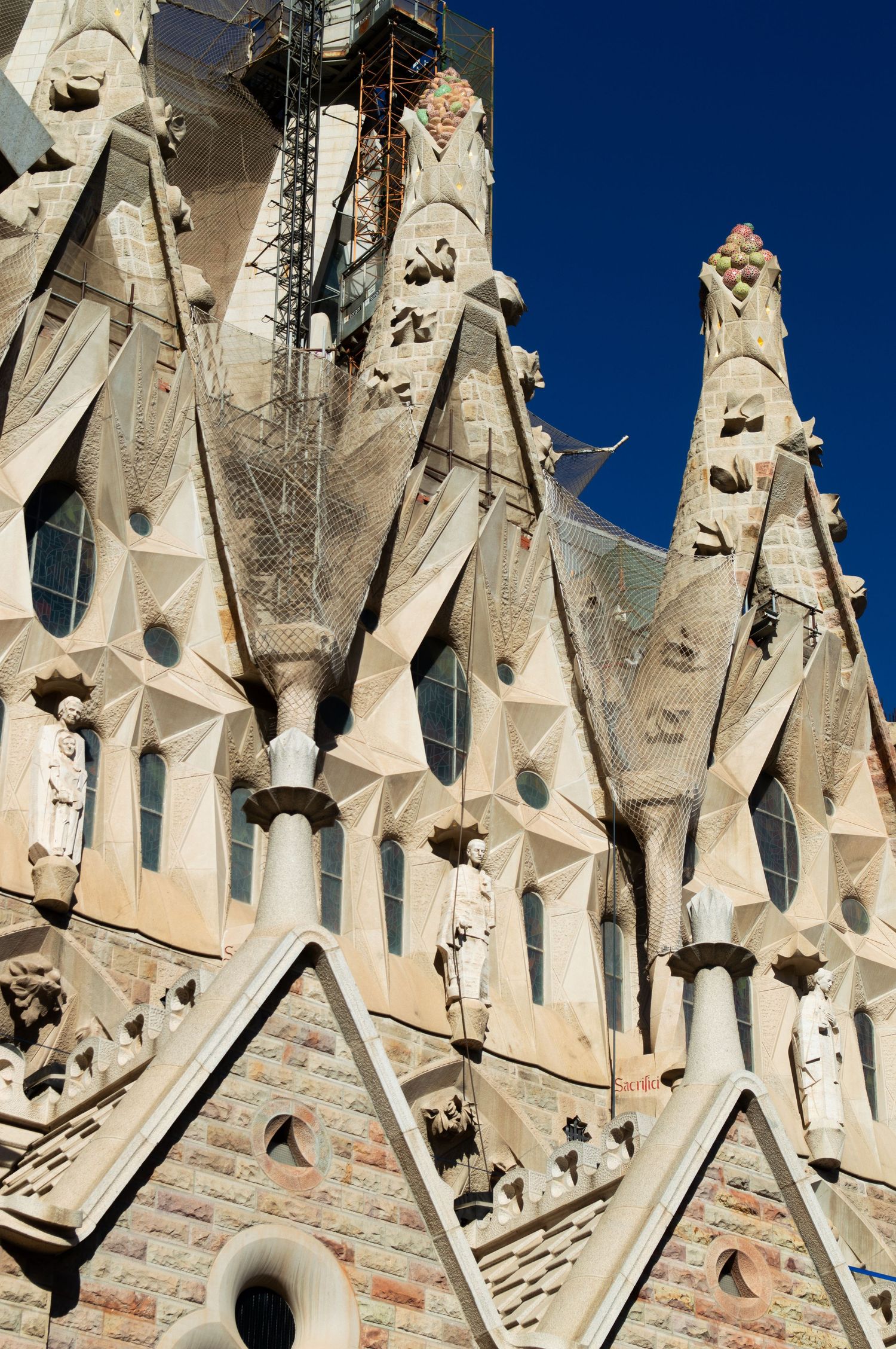 Image of scenery and architecture by Raechel Chapman Photography