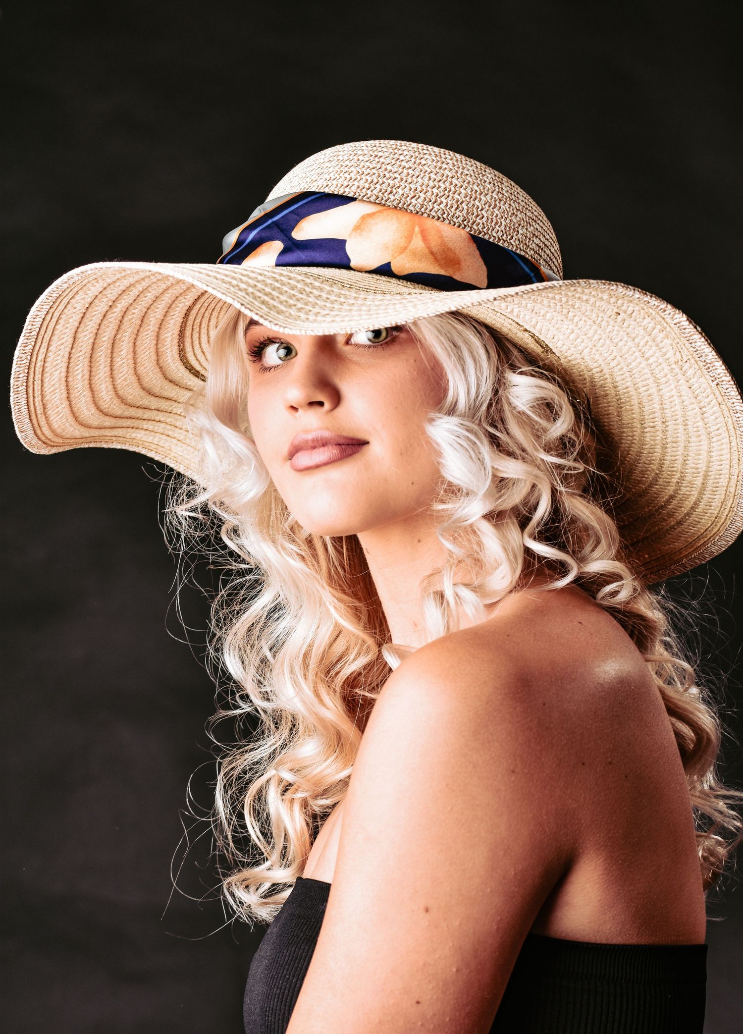 Events where the model looks like they are on vacation in South Africa soothes the soul.