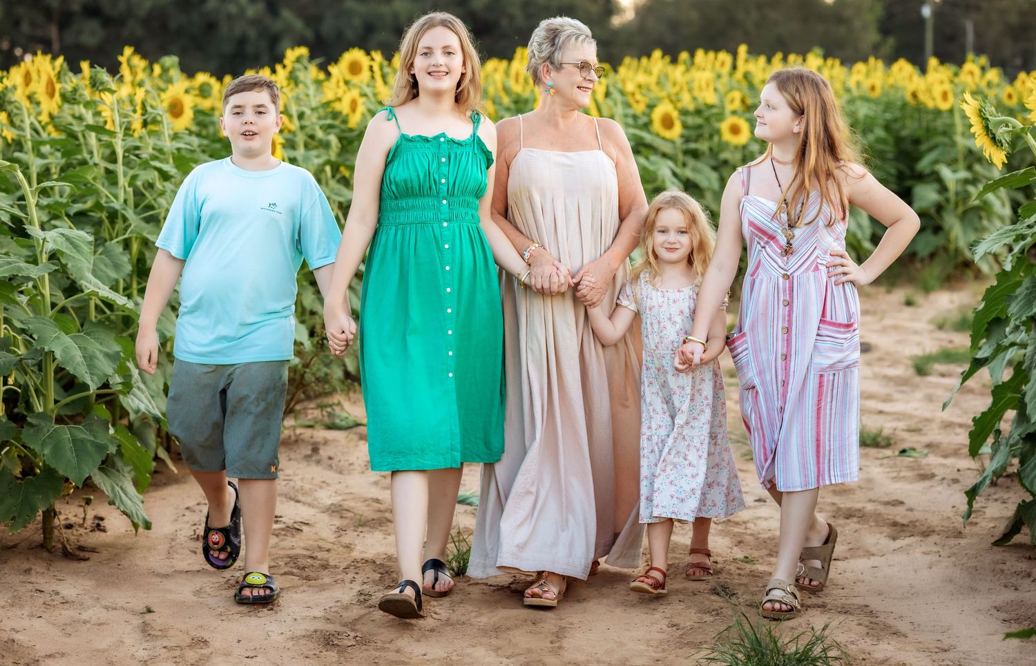 MLevine Photography modern family portraits Alabama