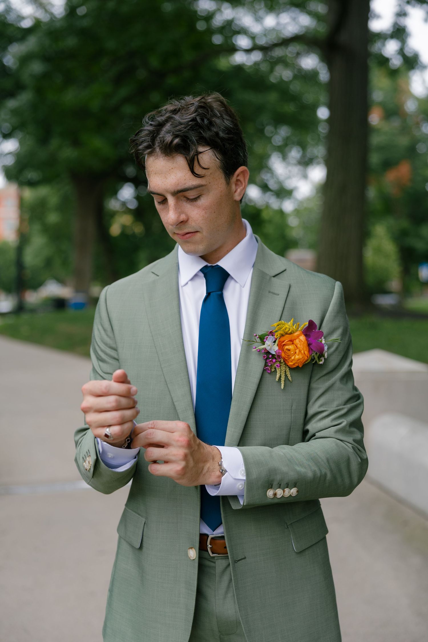 groom, portraits, wedding