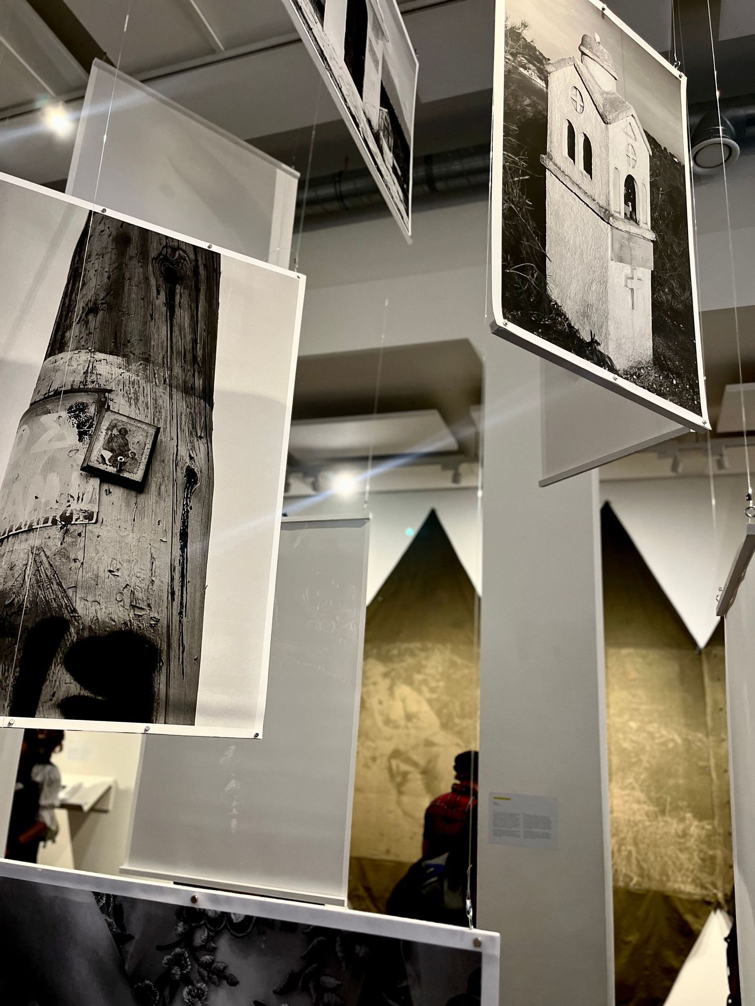 Gallery photography capturing creators at work, beautiful iPhone visuals for brand storytelling