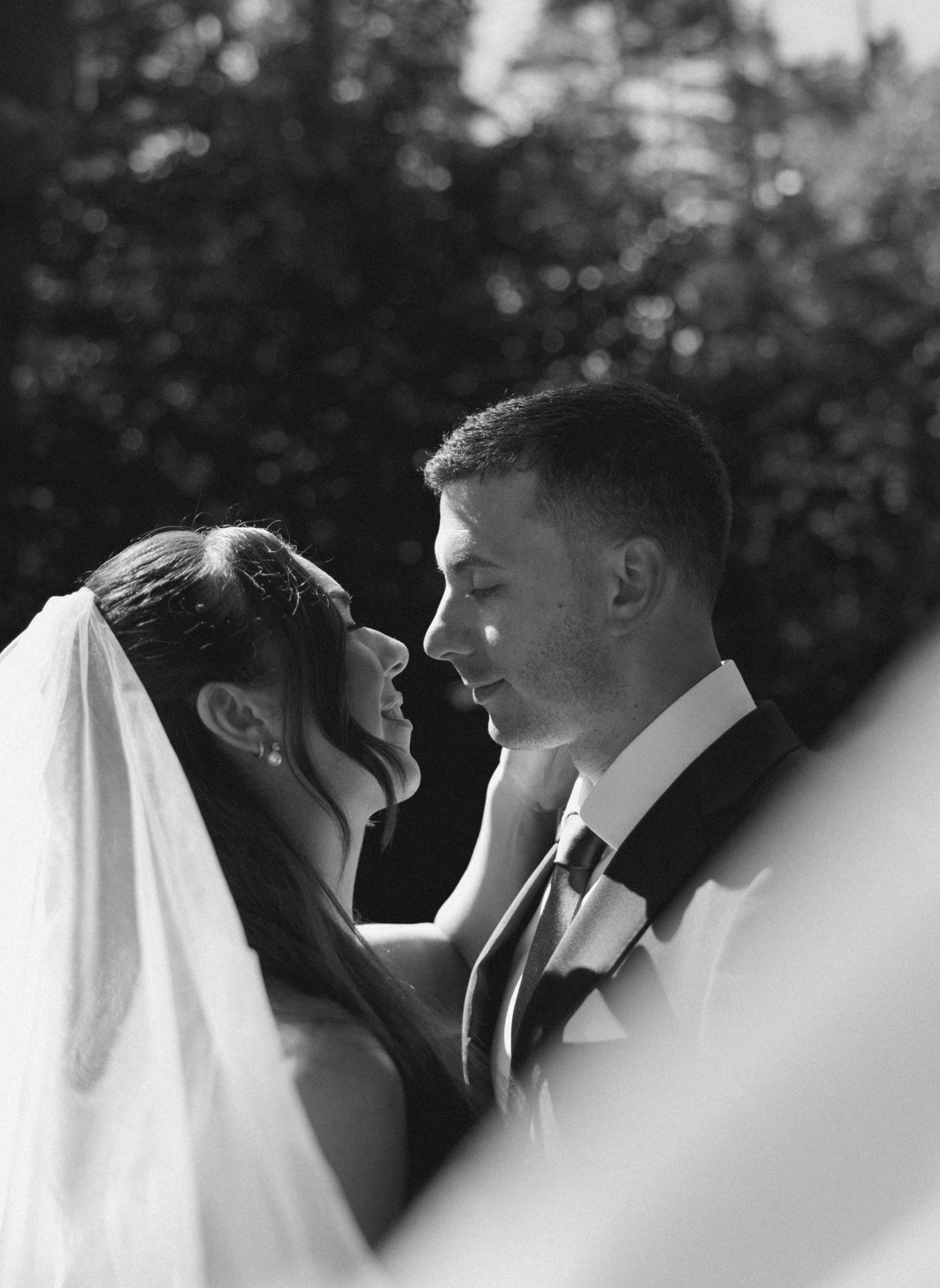 editorial wedding couple photos from a wedding in Maine