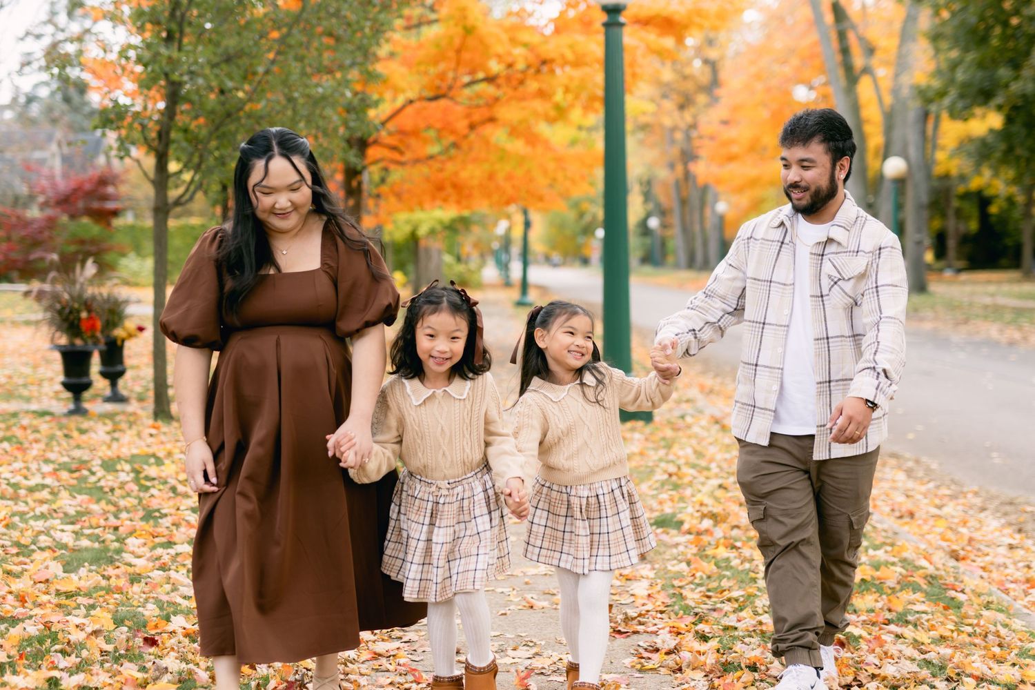 Ontario Family Photographer
Cambridge Family Photographer
KW Family Photographer
GTA Family Photographer