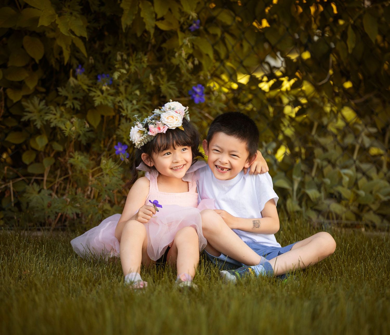 Calgary Newborn, Baby, Maternity, Milestone & Family Photography | 10+ Years Expertise | 100% Client Satisfaction