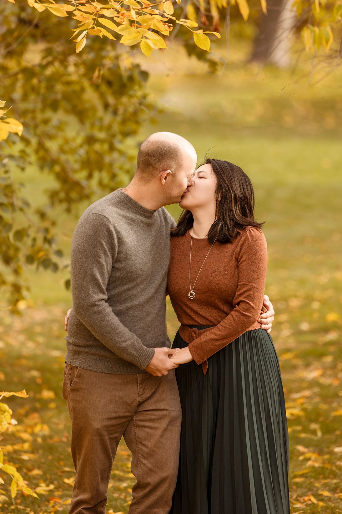 Calgary Newborn, Baby, Maternity, Milestone & Family Photography | 10+ Years Expertise | 100% Client Satisfaction