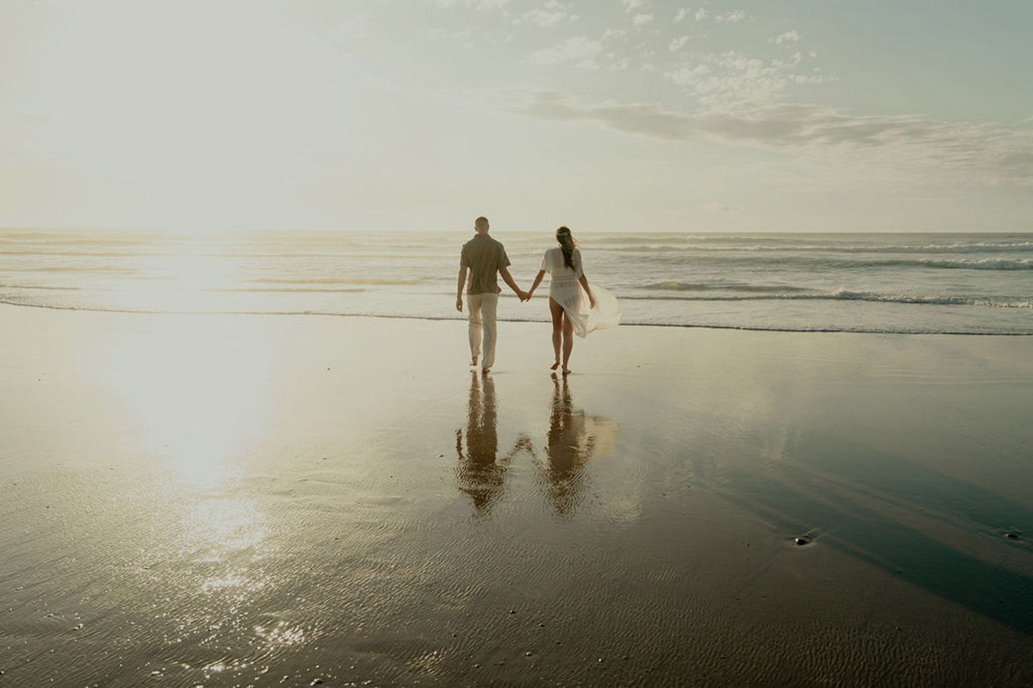 avis fantine plouvier photographe pays basque shooting grossesse plage sunset