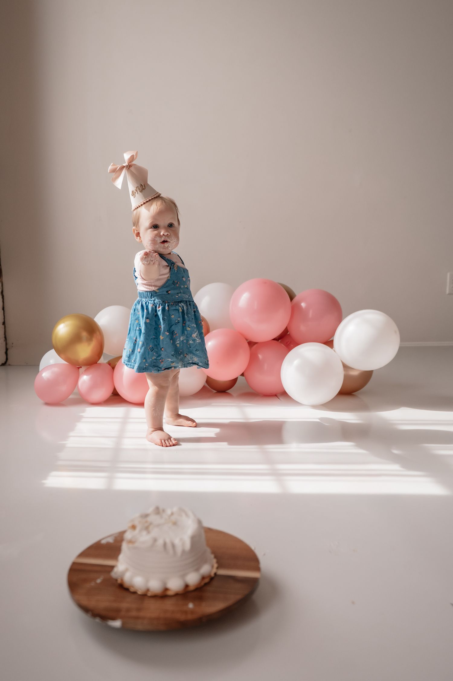 Sturbridge Ma first birthday cake smash photographer