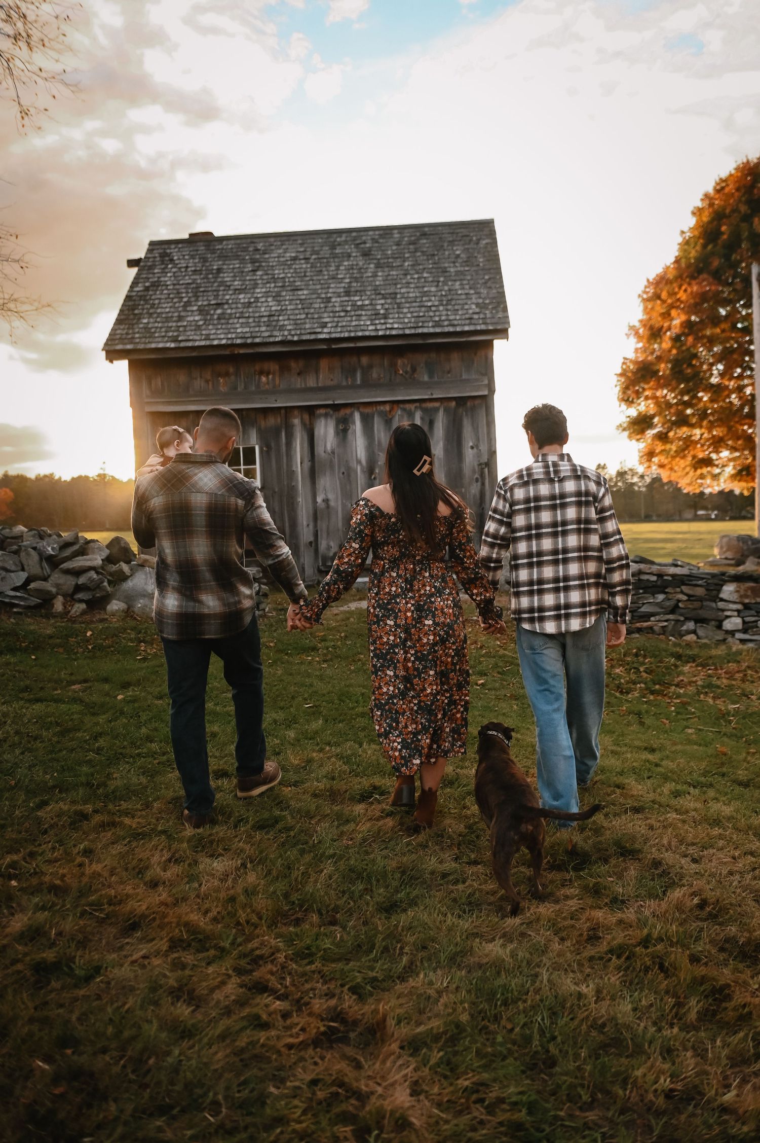 Sutton Ma golden hour family photographer