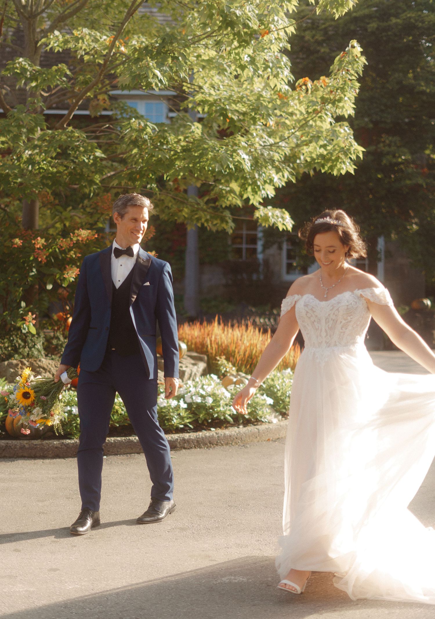 Bridgewater, Nova Scotia and surrounding Southshore areas - Soft & sentimental wedding photography. Storytelling told through imagery.