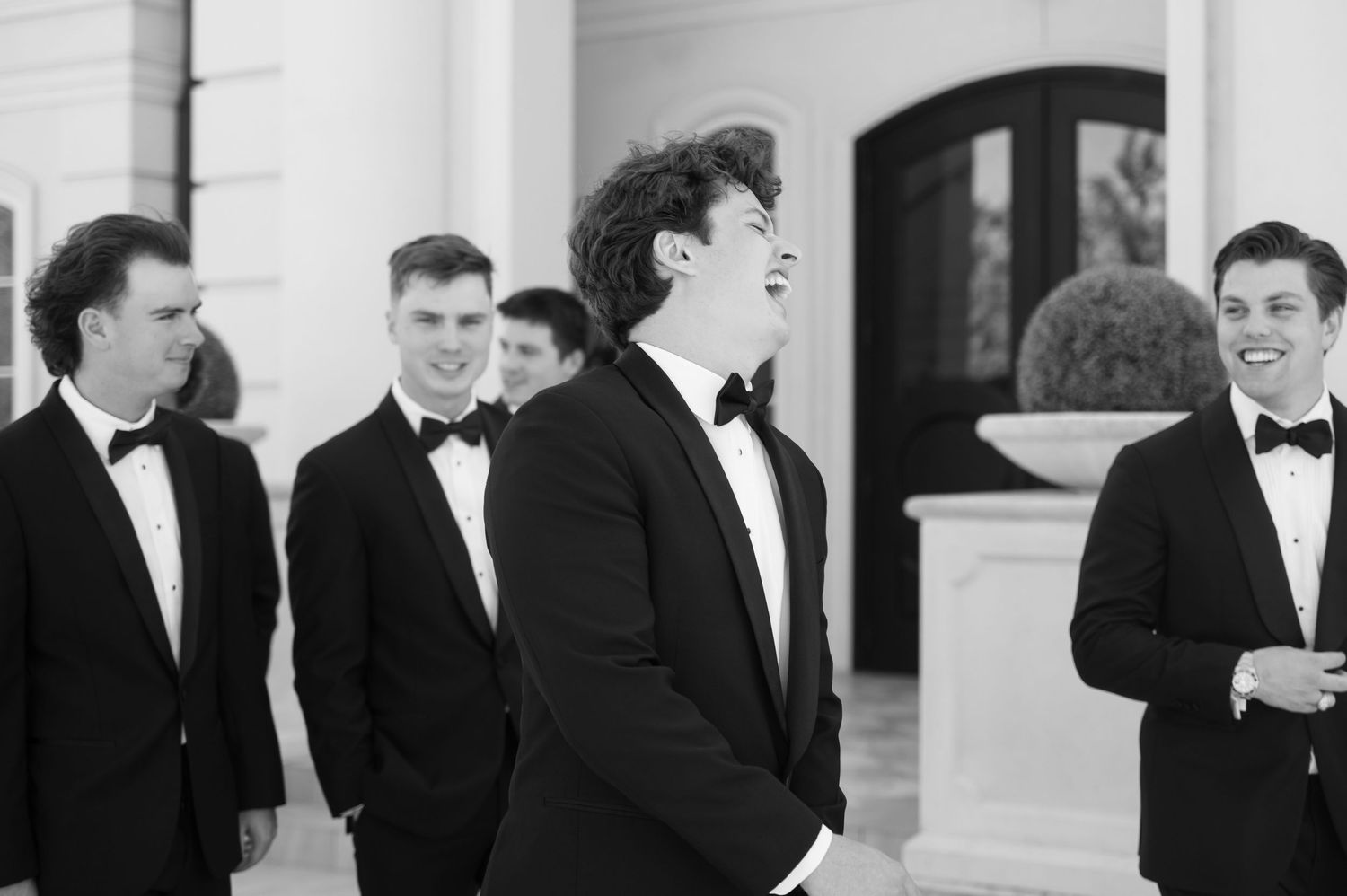 Boutique wedding experience with Rae De Lain in DFW - THE HILLSIDE ESTATE