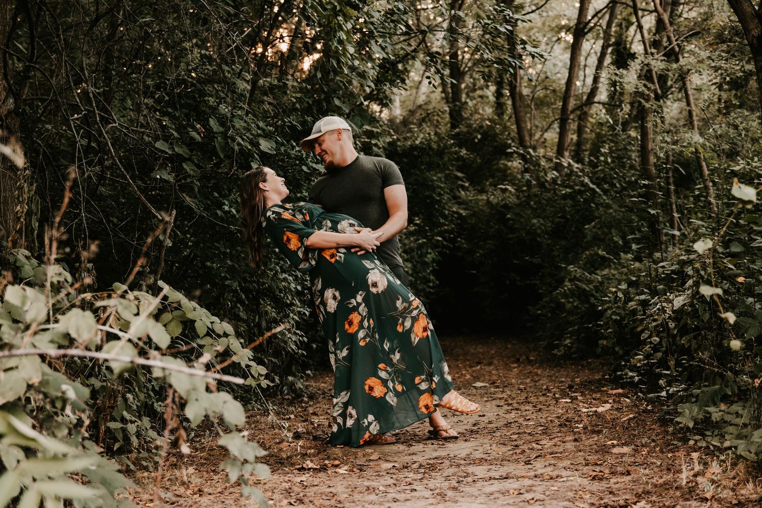 A maternity session at Fairfield Lakes Park in Lafayette, Indiana