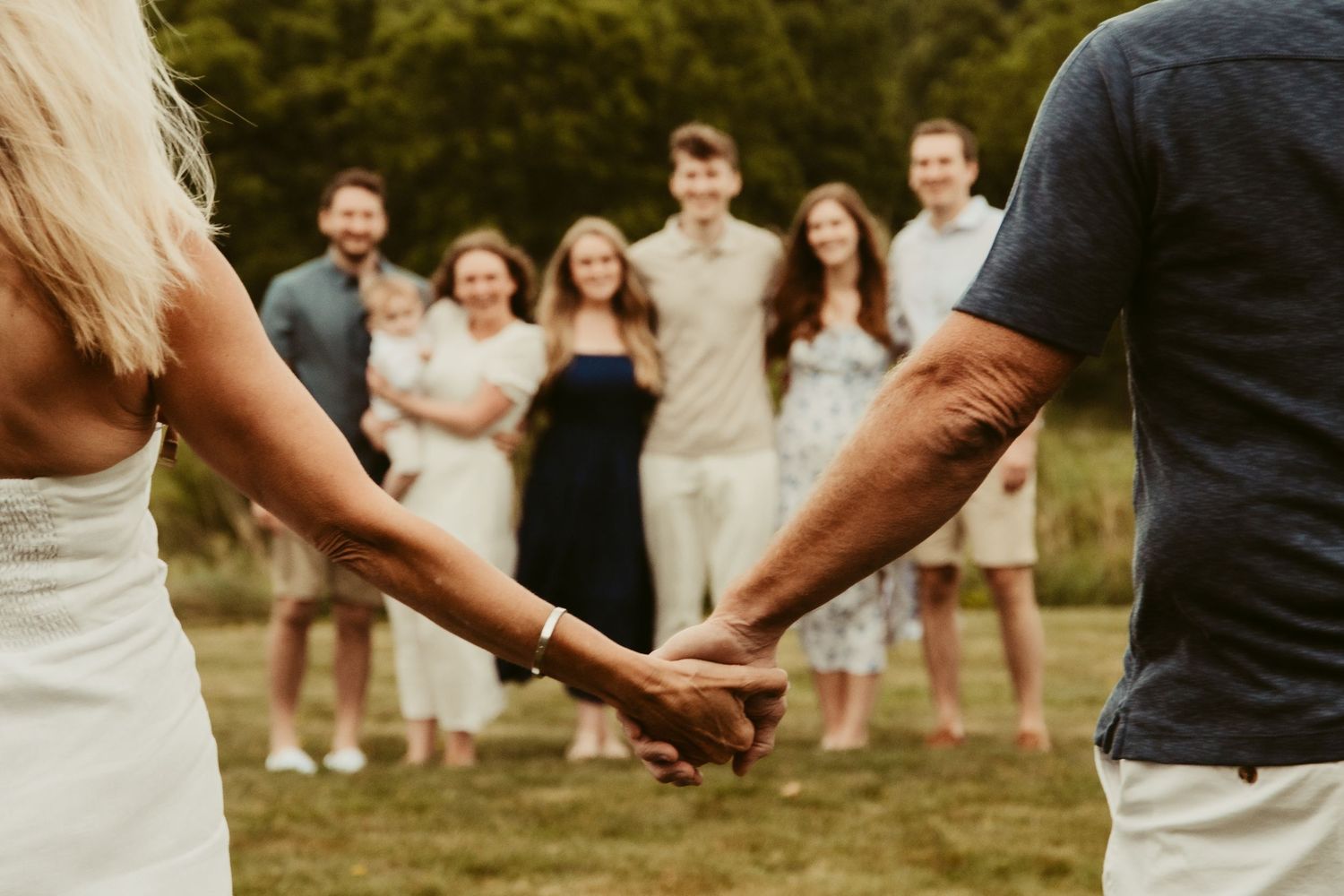 A family session at Coffee Creek Preserve in Chesterton, Indiana