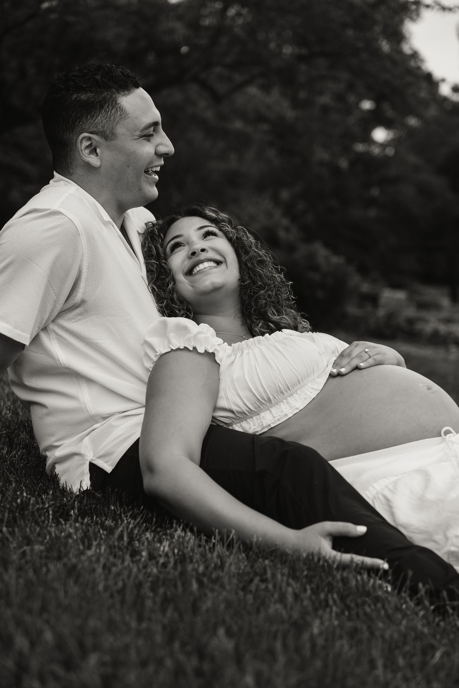 A maternity session at Ogden Gardens Park in Valparaiso, Indiana