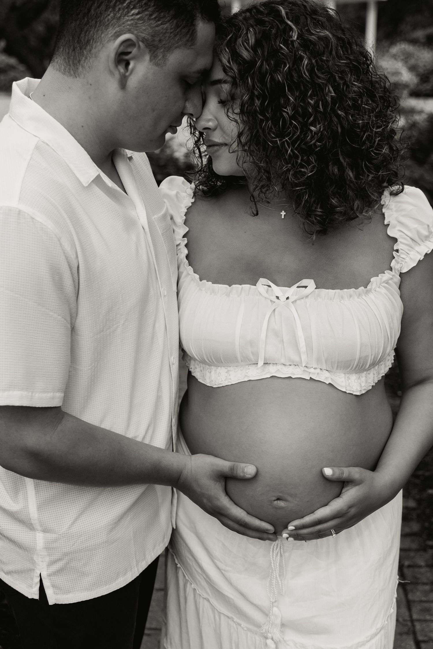 A maternity session at Ogden Gardens Park in Valparaiso, Indiana