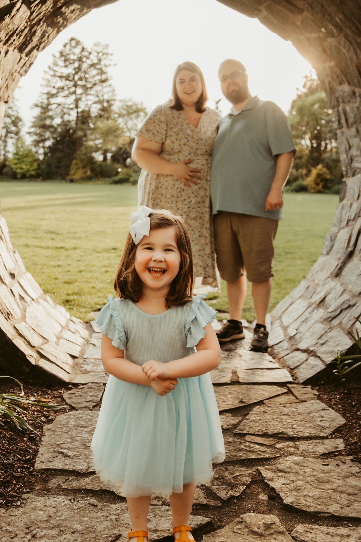 A maternity session at Hamstra Gardens in Wheatfield, Indiana