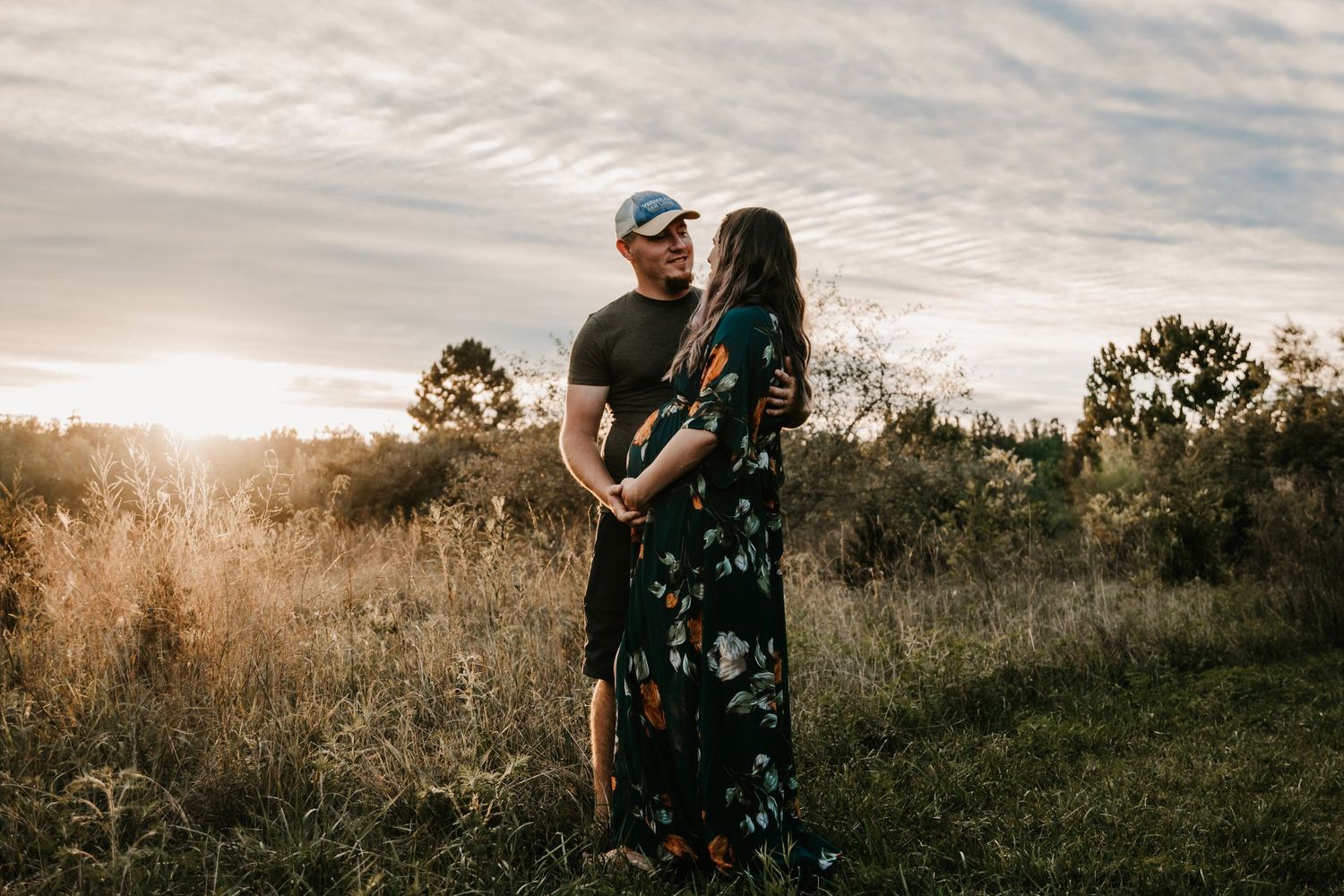 A maternity session at Fairfield Lakes Park in Lafayette, Indiana