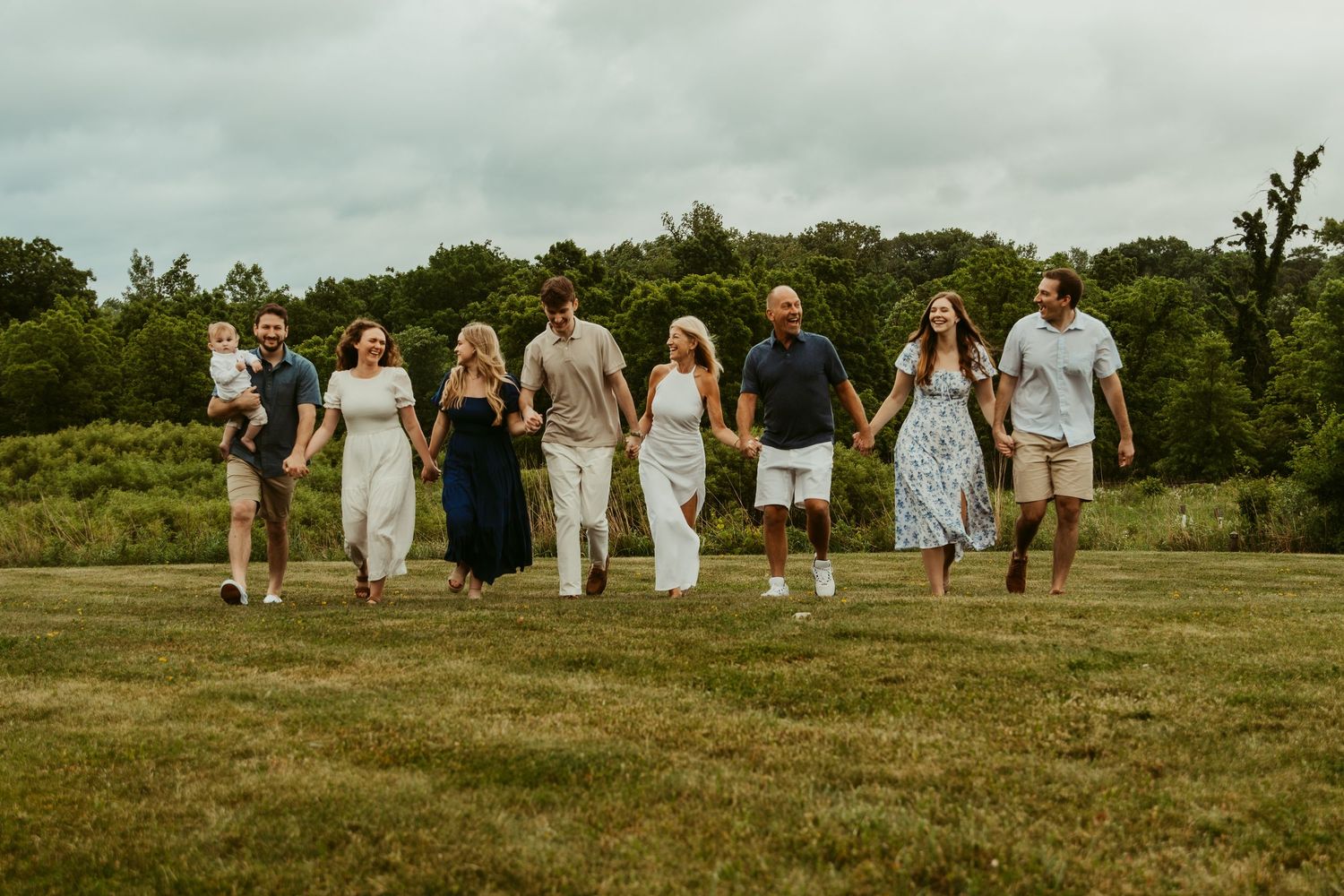 A family session at Coffee Creek Preserve in Chesterton, Indiana