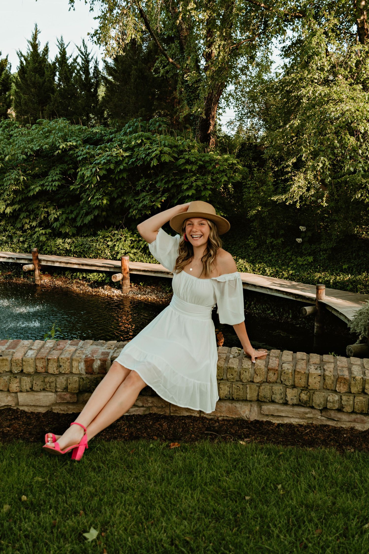 A senior session at Hamstra Gardens in Wheatfield, Indiana