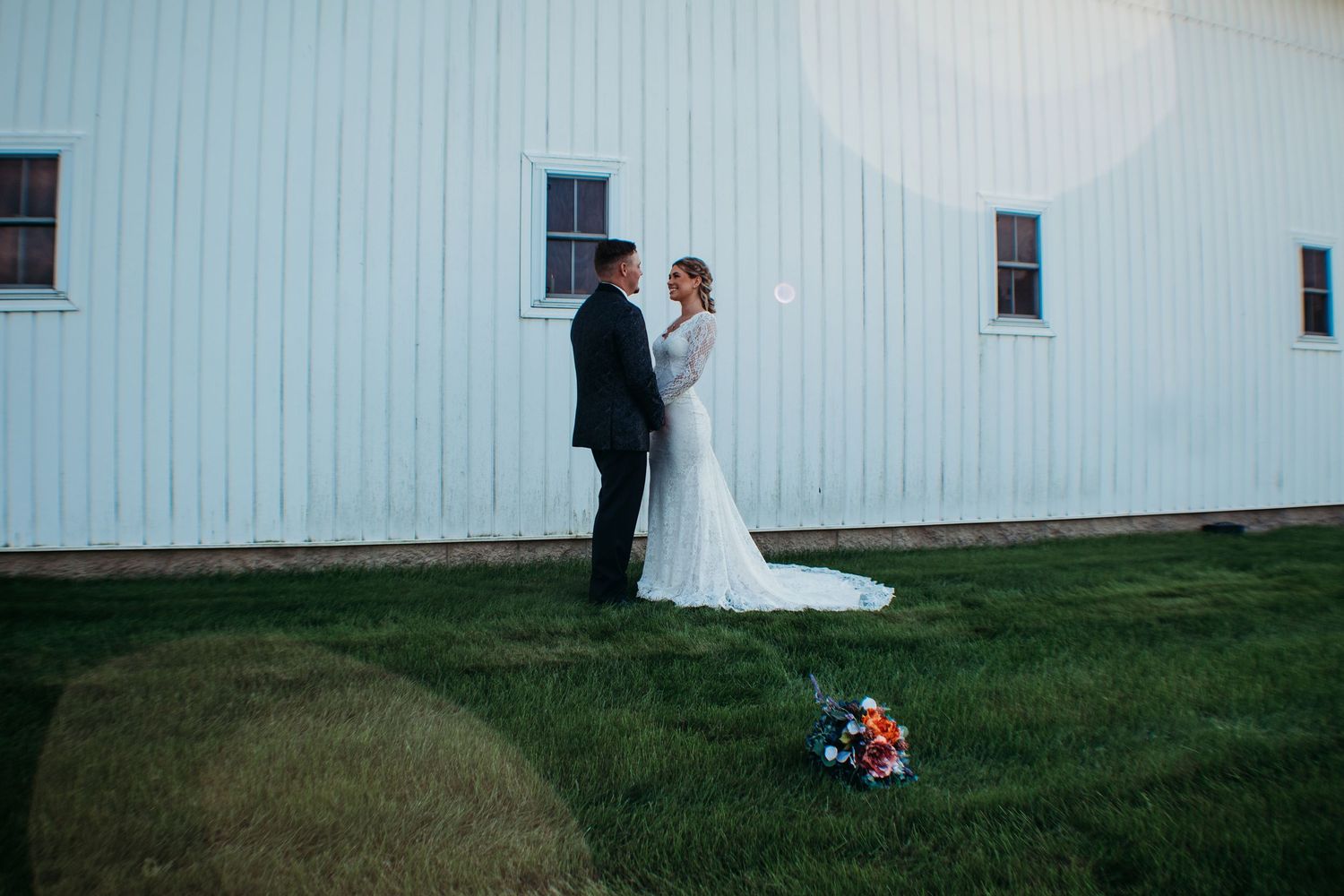 A wedding couple at The Bringhurst in Bringhurst, Indiana