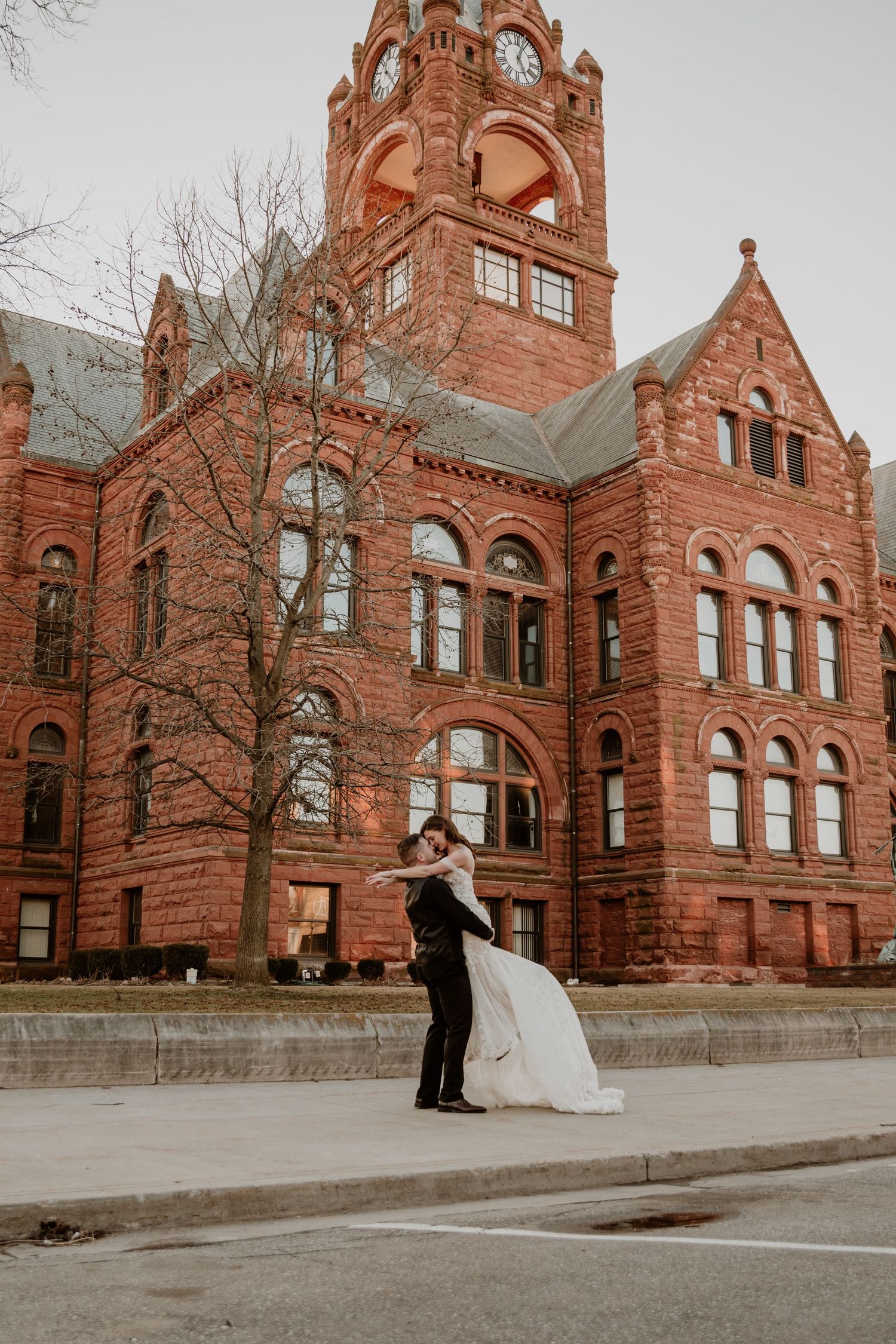 A wedding couple at La Porte County Courthouse, Indiana